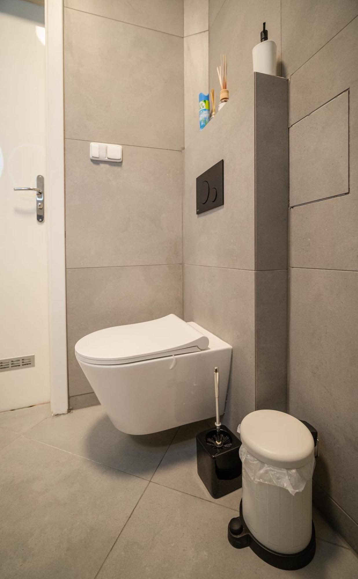 Modern Apartment In Historic City Center Old Town براتسيلافا المظهر الخارجي الصورة